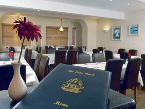 The Ship Hotel Aberdaron Exterior foto